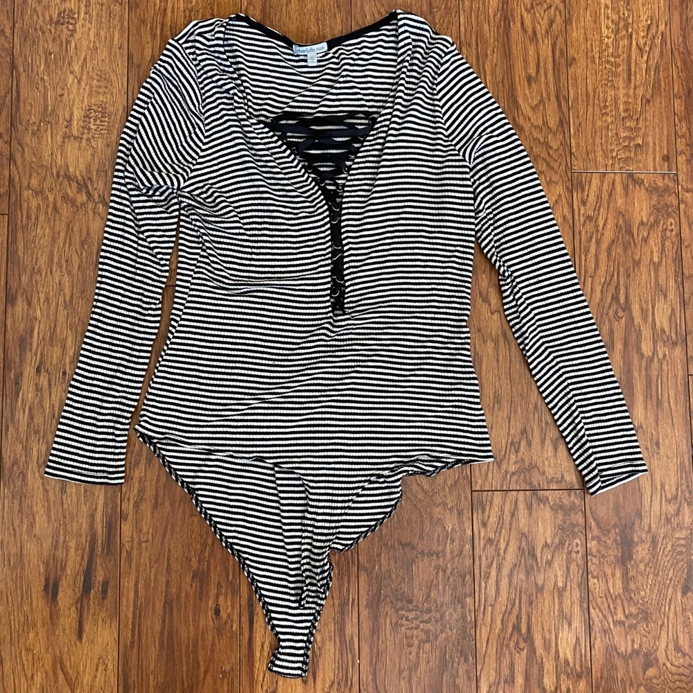Long sleeved striped body suit